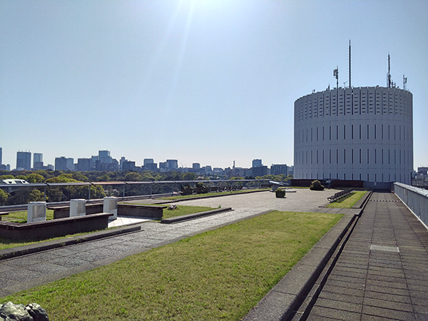 ロケーション事業　屋上（武道館側）