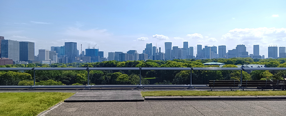 ロケーション事業　屋上（正面）
