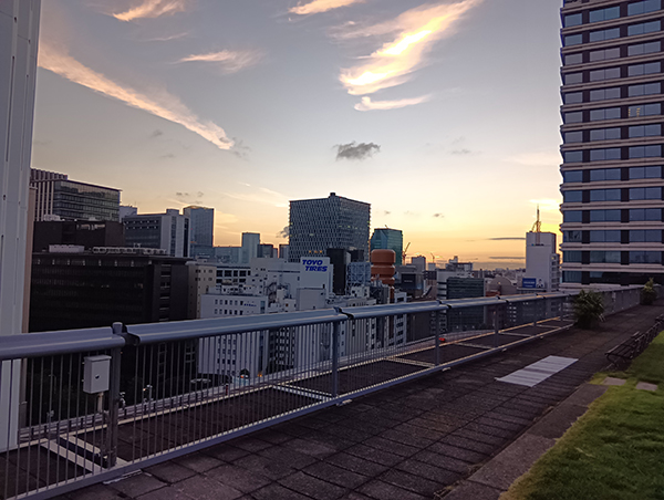 ロケーション事業 屋上(朝景2)